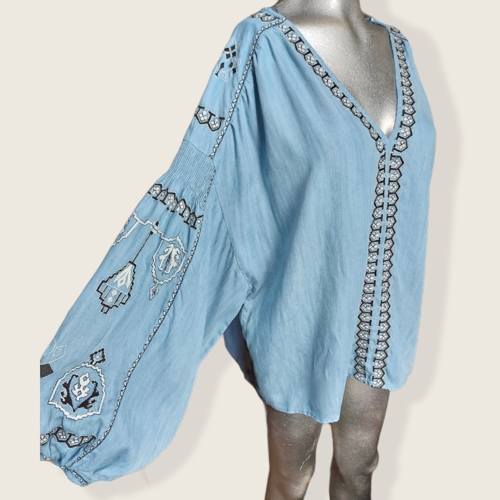Light Blue Embroidered V-Neck Women's Top - Picture 2 of 13